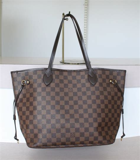 louis vuitton canning bag.